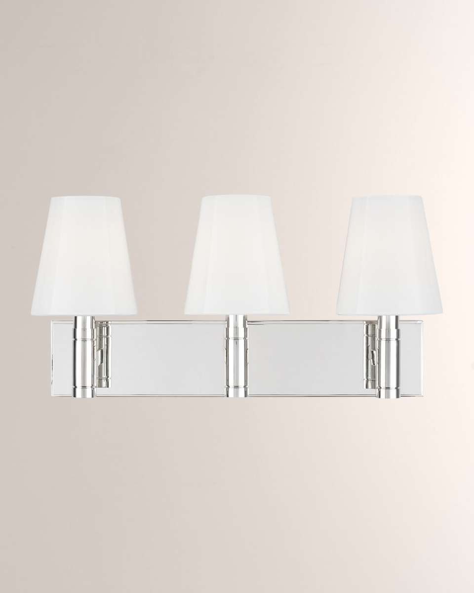 3 - Light Vanity Beckham Classic By Thomas O'Brien