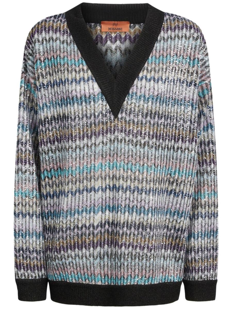 V-neck jumper