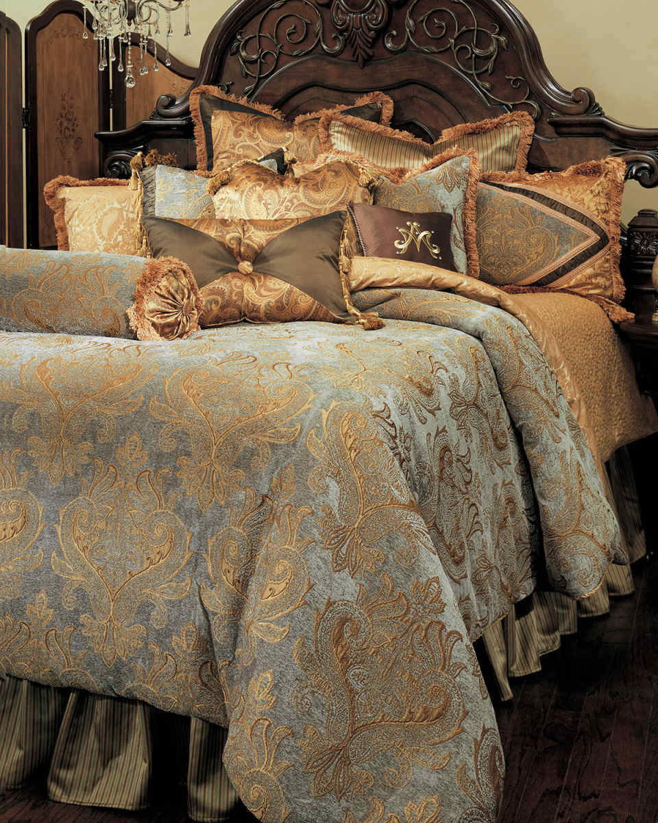 Elizabeth 12-Piece Queen Comforter Set