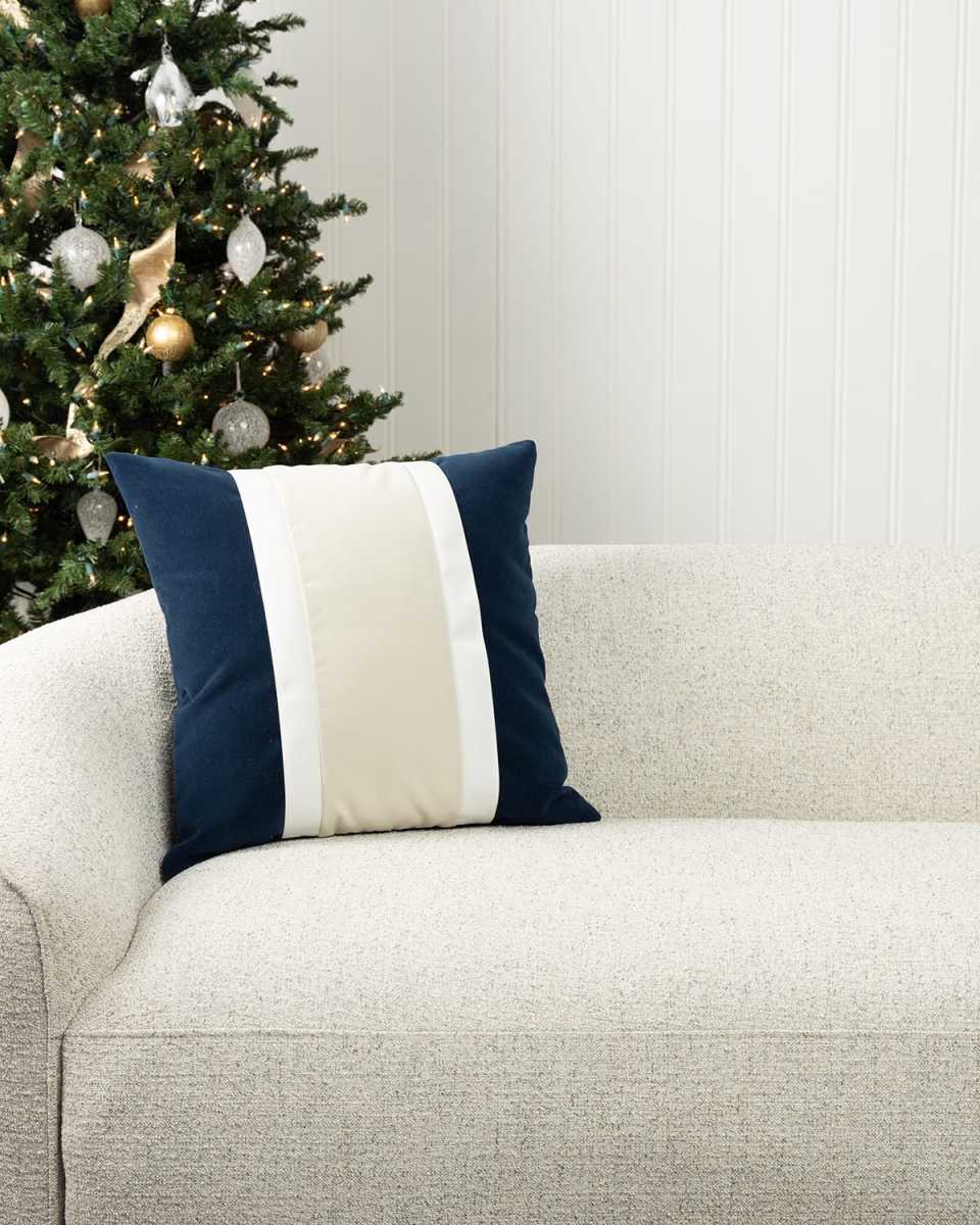 Tradition Pillow, 20" Square