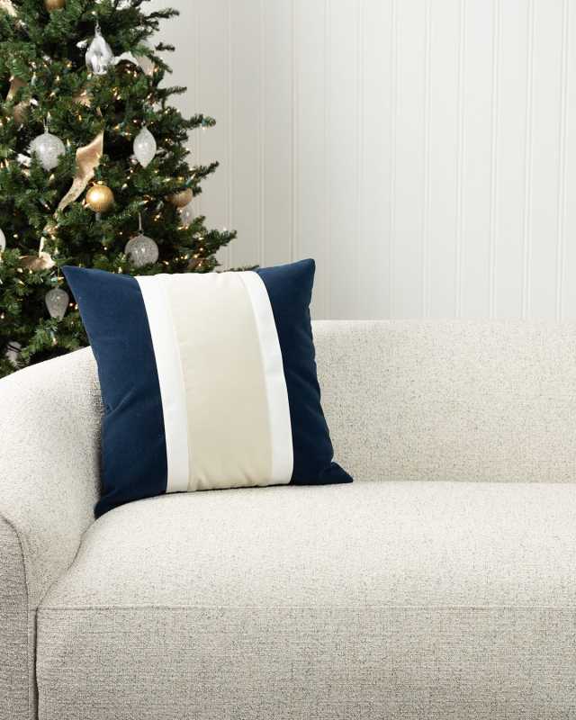 Tradition Pillow, 20" Square