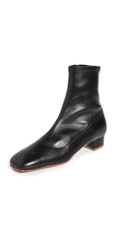 BY FAR Este Boots Black