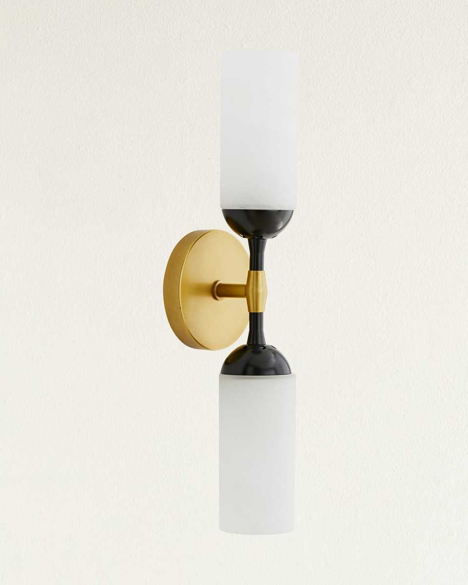 Emmett Sconce