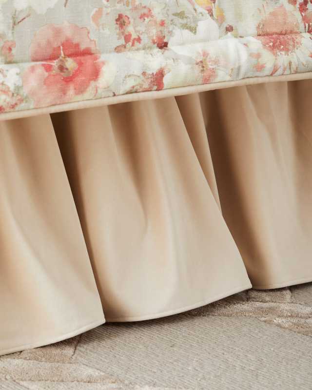 Beach Haven Ruffled Dust Skirt, QUEEN