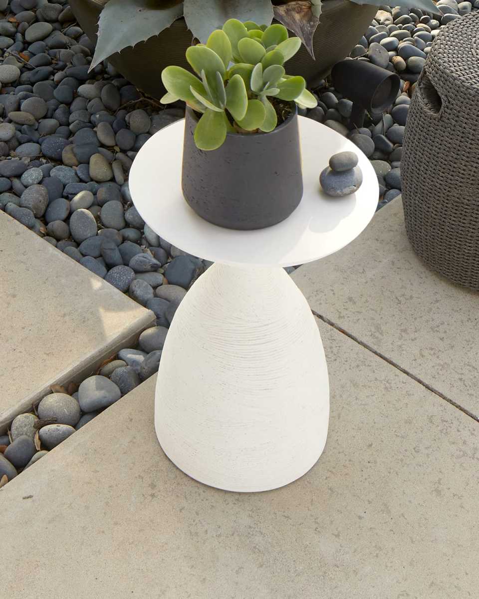Poppy Outdoor Side Table