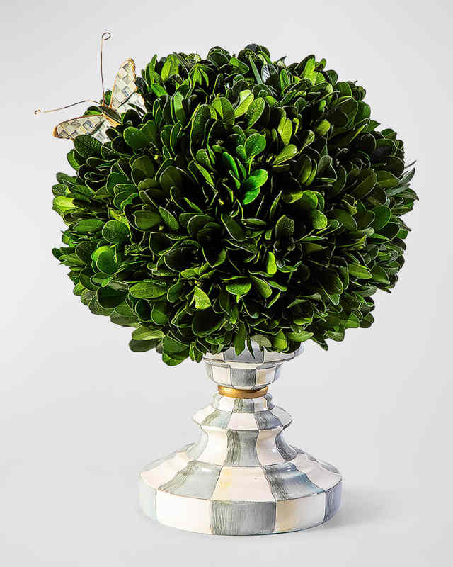 Sterling Check Small Boxwood Centerpiece, 10"