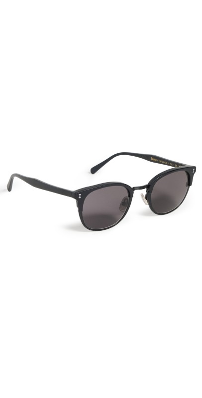Illesteva Stockholm Matte Black Sunglasses Matte Black