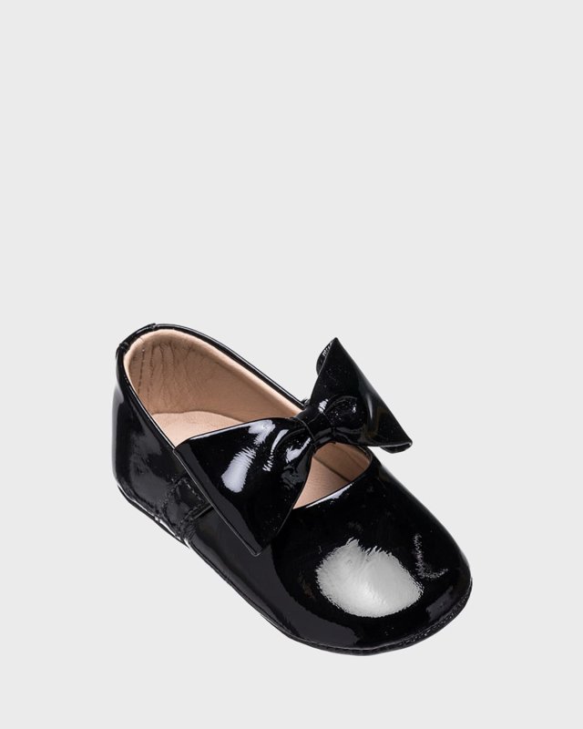 Girl's Leather Ballet Flat w/ Bow,