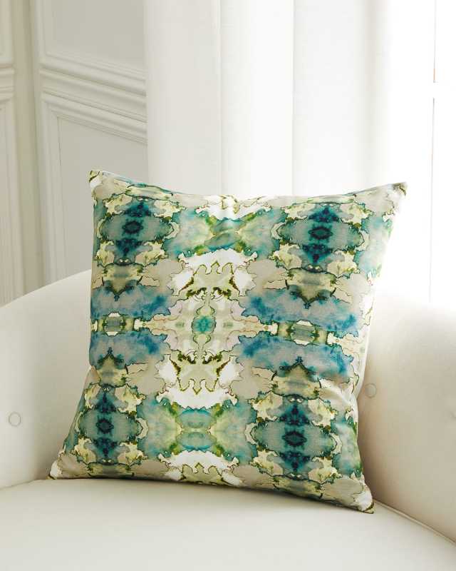 Orbach Pillow