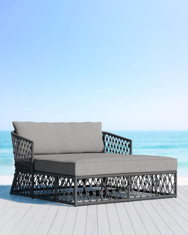 Amelia Daybed with Cushion