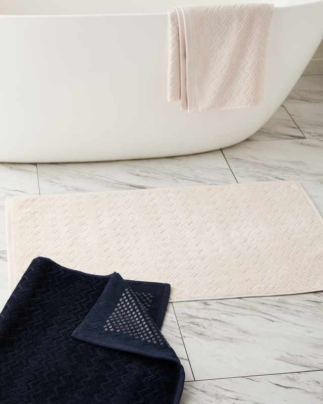 Chalk Bathroom Mat, 2' x 3'