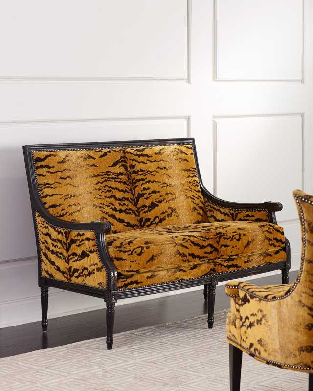 Audra Settee