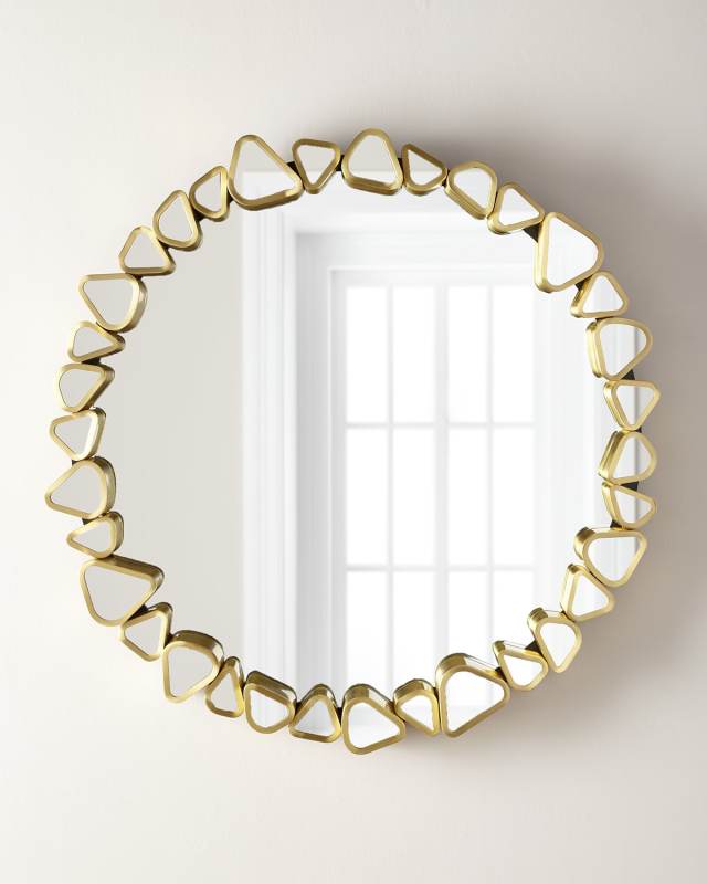Round Mirror with Pebble Border