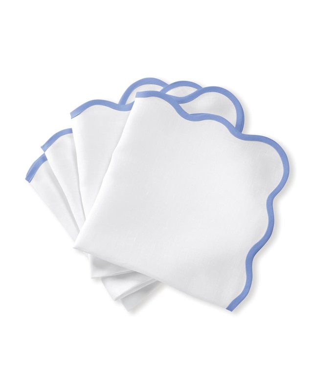 Casual Couture Scallop Napkins, Set of 4