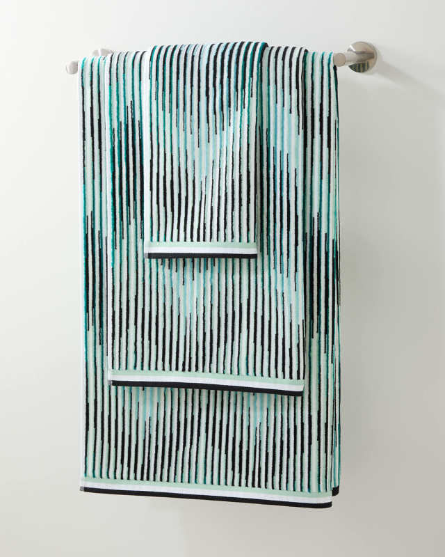 Arpeggio Bath Towel