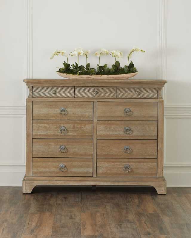 Summerlynn 11-Drawer Dresser