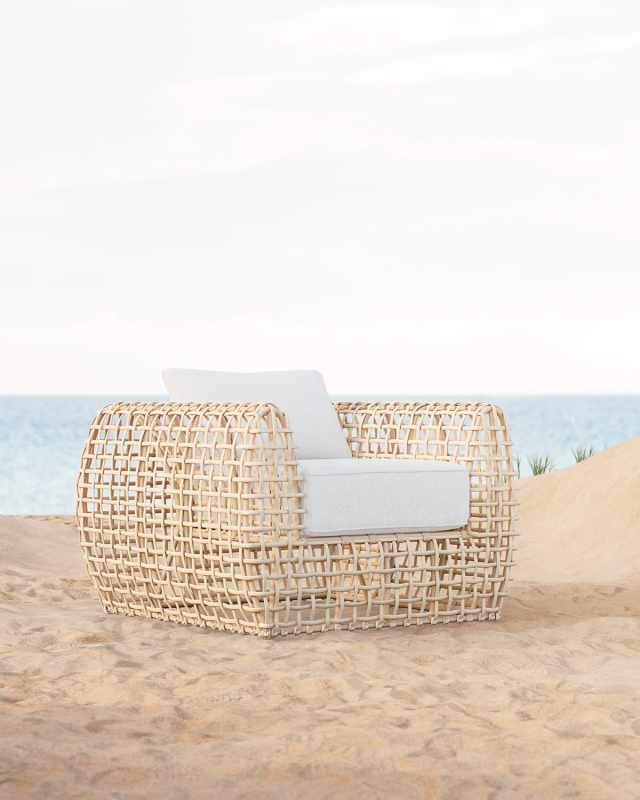 Kiawah Club Chair & Polar Cushion