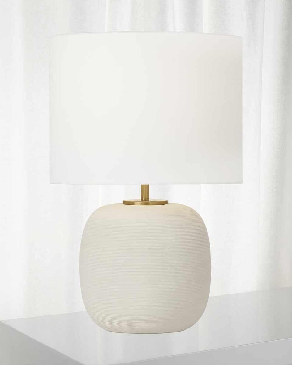 Fanny Wide Table Lamp In Matte White Ceramic By Hable