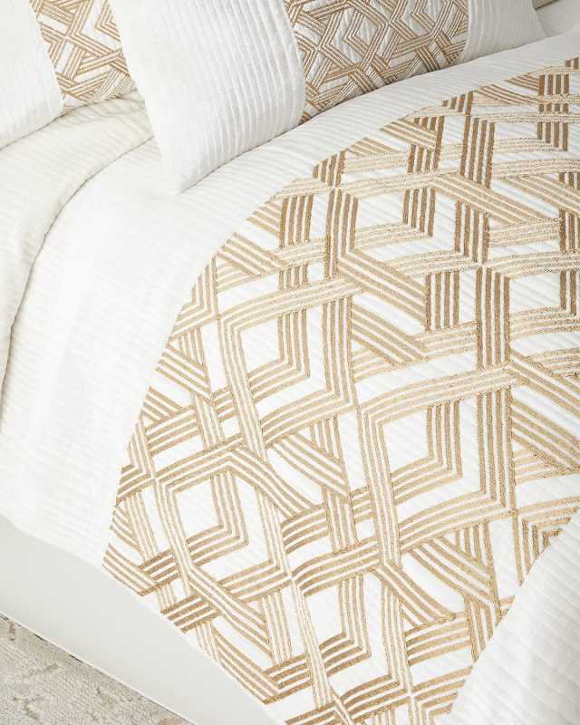 Tornito Channel-Quilted Quilt,