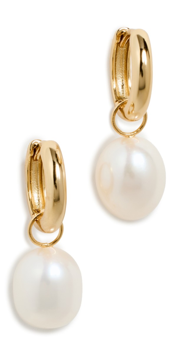 SHASHI 14k Jasmin Huggies Gold/Pearl