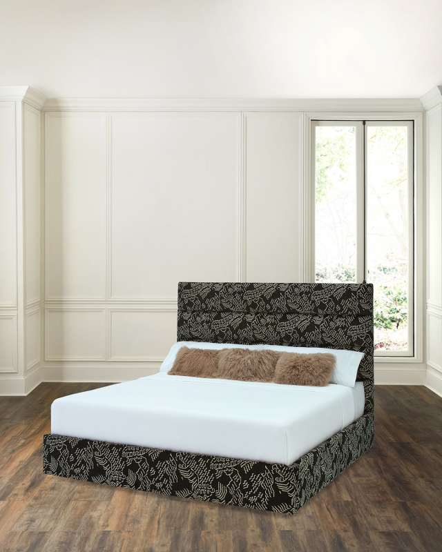 Jennifer Bed,