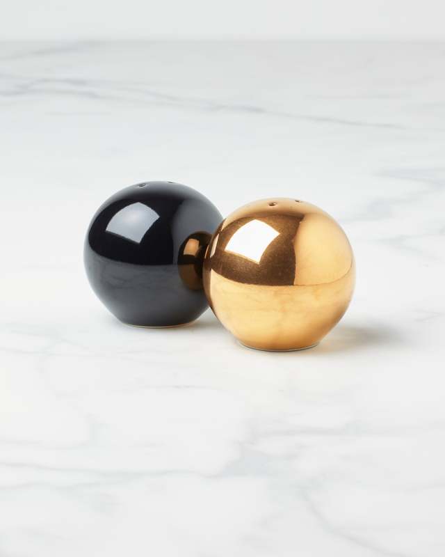 on the dot salt and pepper set