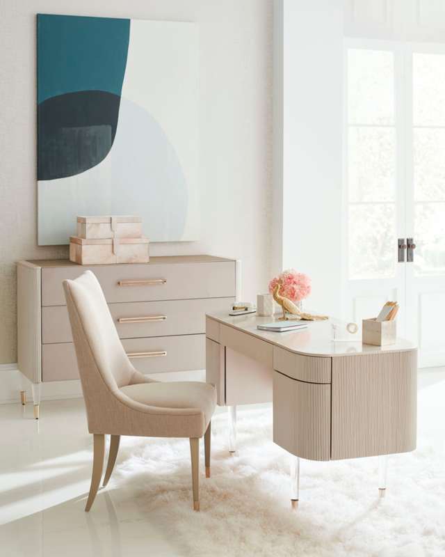 Lady Love Desk