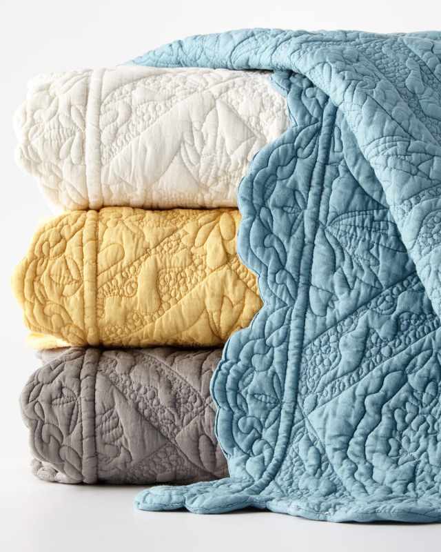Zella Quilt, Queen