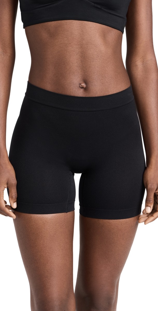 b. tempt'd by Wacoal Comfort Intended Shorty Briefs Night