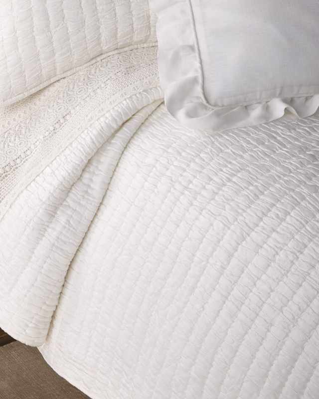 Hadon Matelasse Quilt,