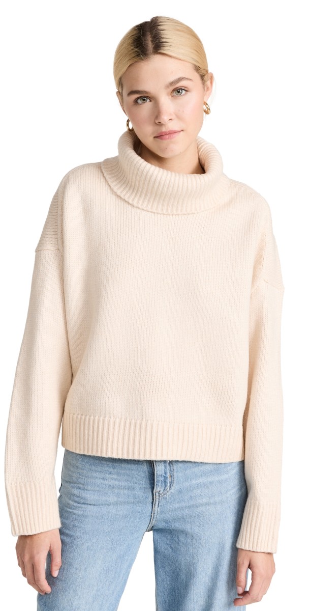 525 Airspun Relaxed Turtleneck Cream