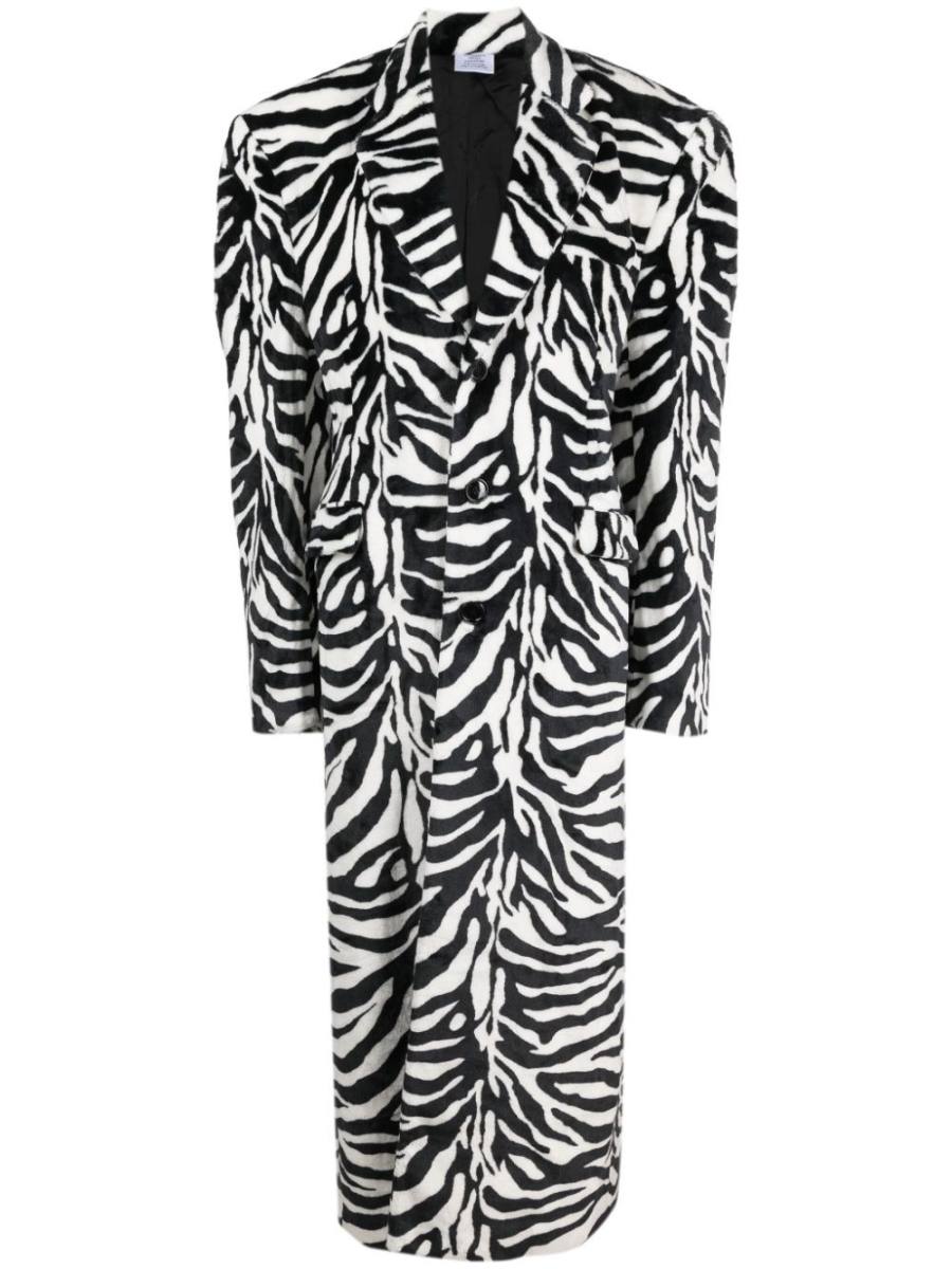single-breasted zebra-pattern coat