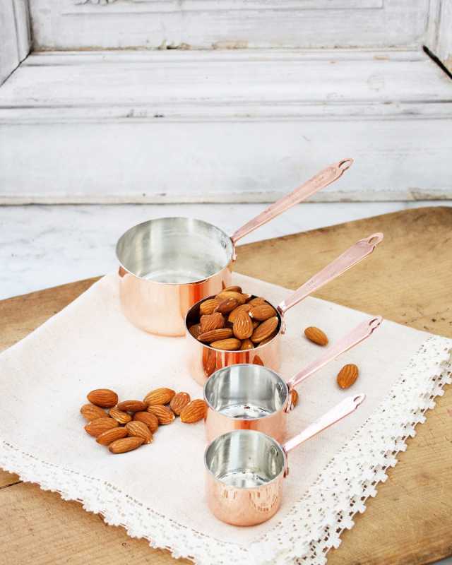Vintaged-Inspired Copper Measuring Cup Set