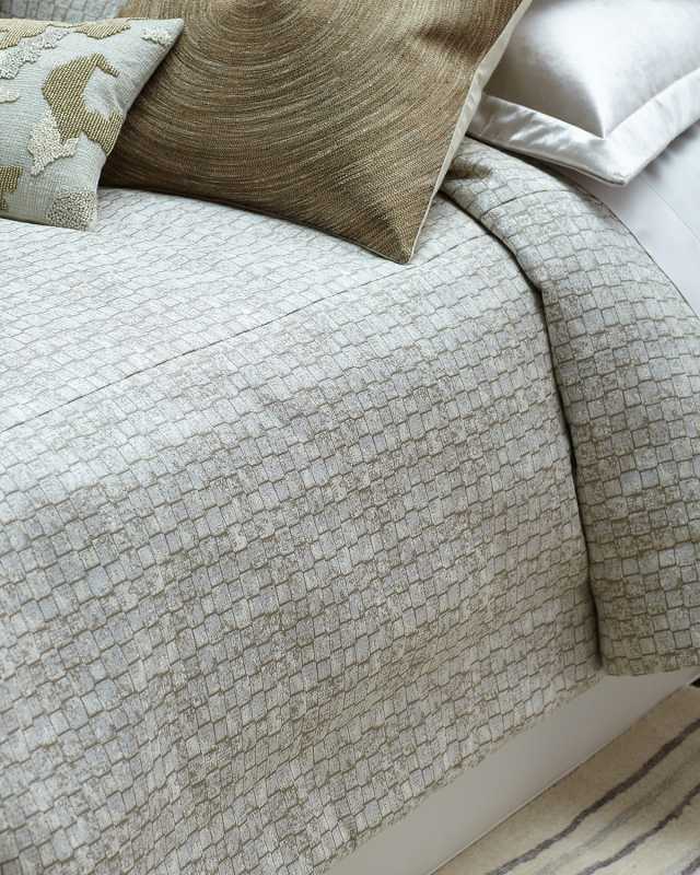 Pebble 3-Piece Comforter Set, QUEEN