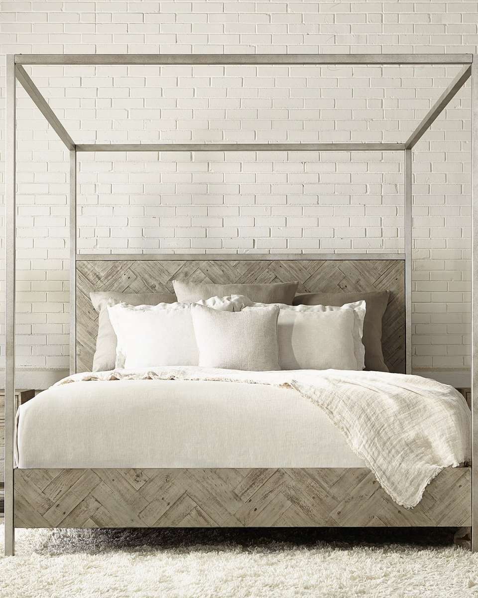 Milo Canopy Bed -