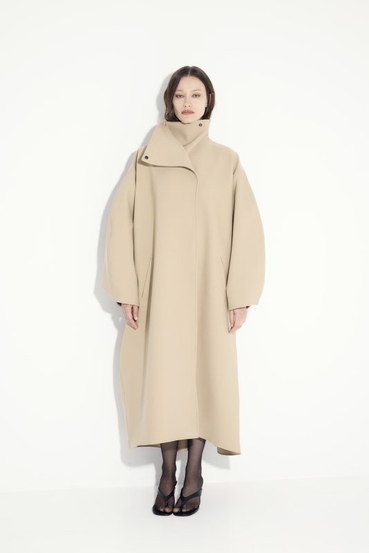 DIANA MILKANOVA MIA COAT BEIGE