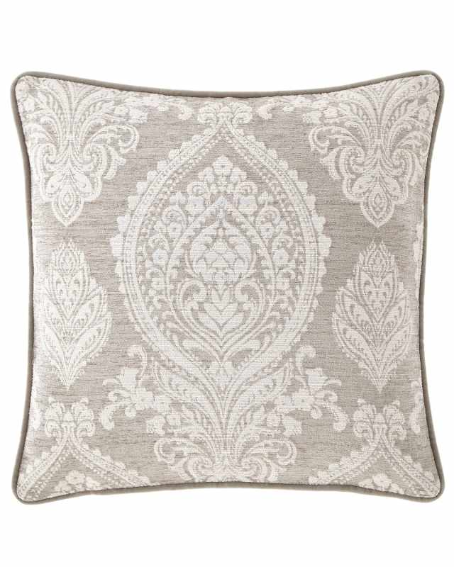 Novette Pillow, 20"Sq.