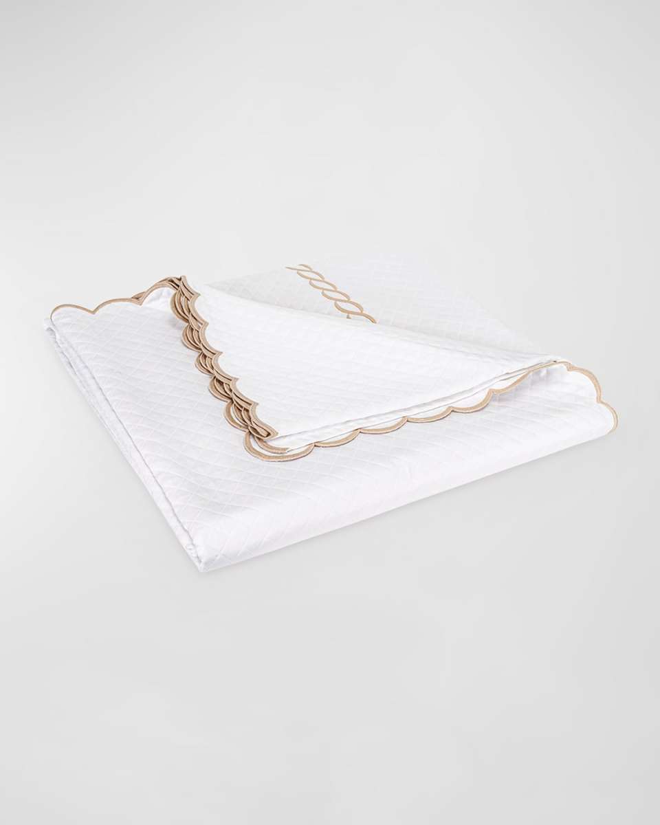Classic Chain Scallop Matelasse Full/Queen Coverlet