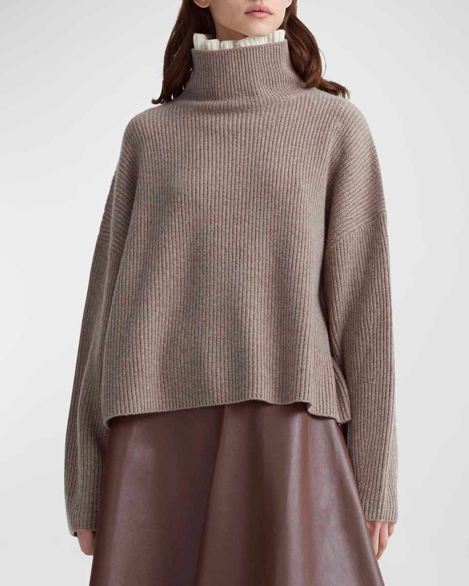 Zoppez Ribbed Turtleneck Cashmere Sweater