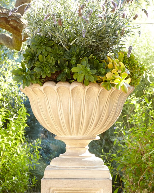 Stonecast Urn