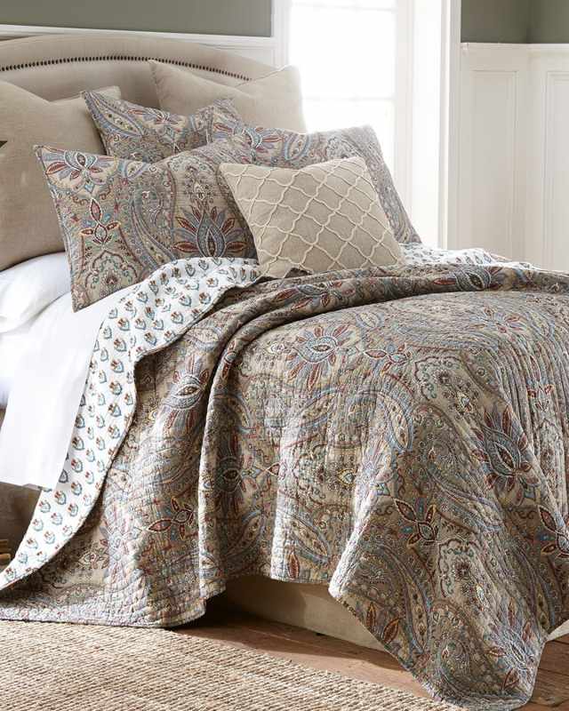 Kasey Quilt Set