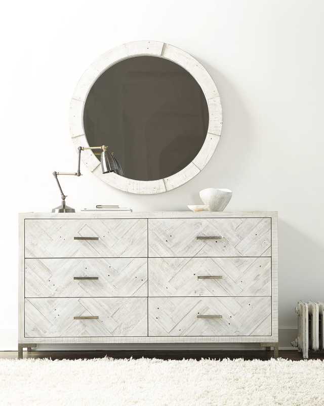 Macauley Dresser