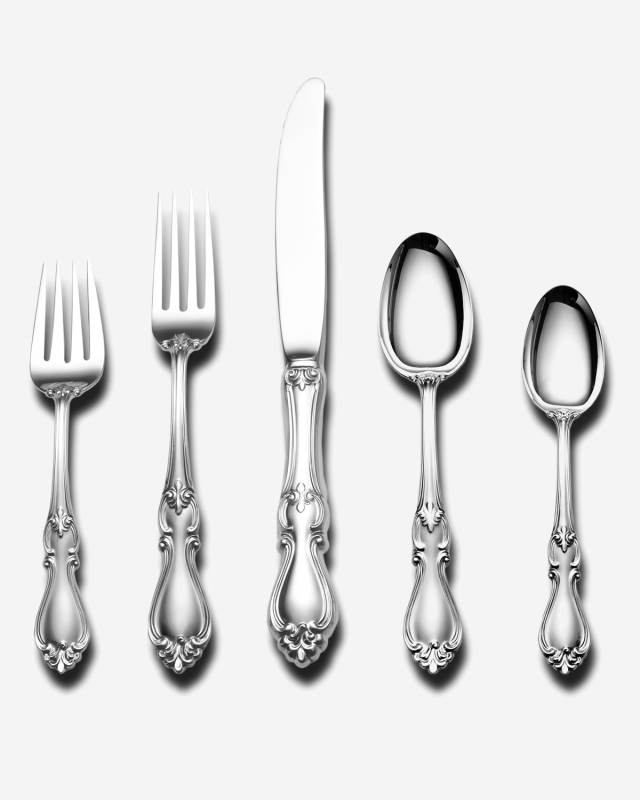 Queen Elizabeth 5-Piece Dinner Flatware Set