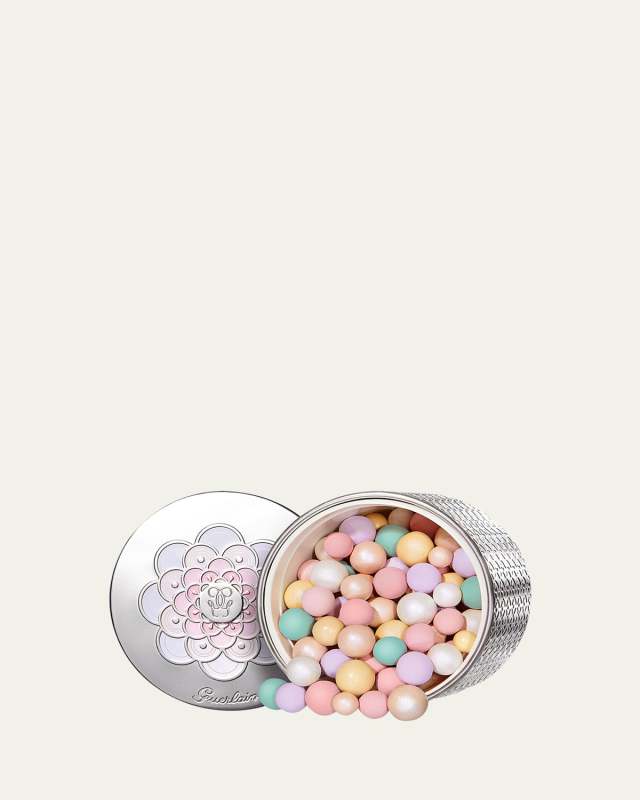 Meteorites Illuminating Powder Pearls