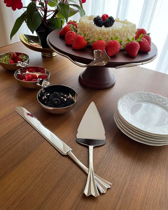Ginkgo Cake & Knife 2-Piece Set