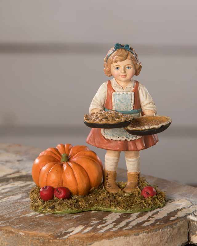 Patty Pie Maker Thanksgiving Decoration