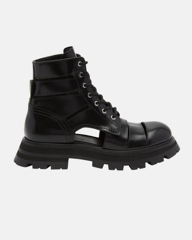 The Wander Cutout Leather Boots