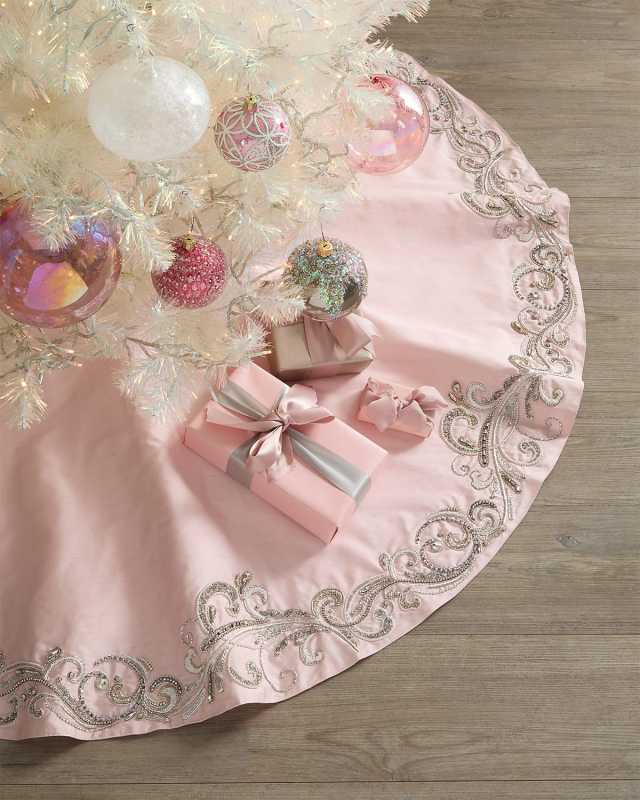 Blush Christmas Tree Skirt