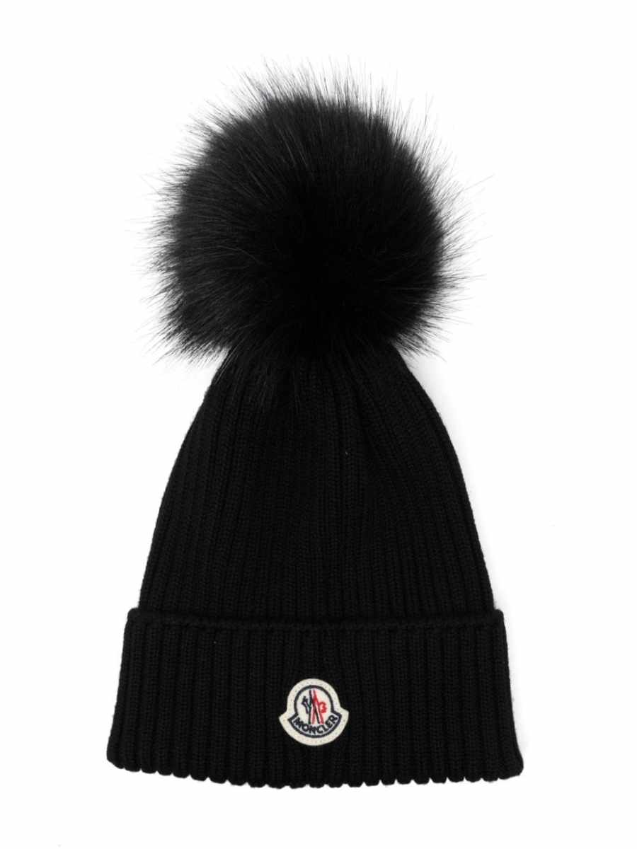 pompom ribbed beanie