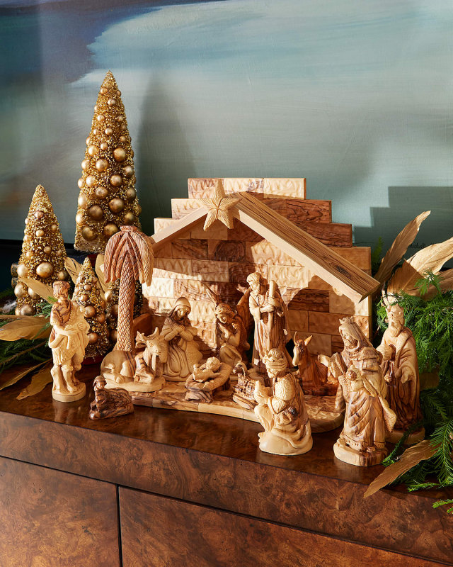 Nativity 13-Piece Crib Set